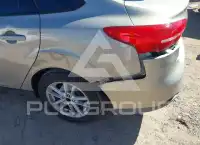 2016 Ford FOCUS фото