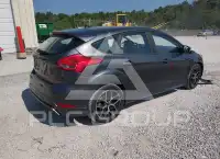 2016 Ford FOCUS фото