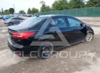 2016 Ford FOCUS фото