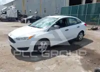 2016 Ford FOCUS photo