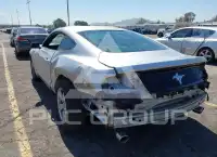 2016 Ford MUSTANG photo