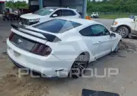 2016 Ford MUSTANG photo
