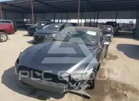 2016 Ford MUSTANG photo