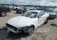 2016 Ford MUSTANG photo