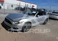 2016 Ford MUSTANG фото