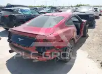 2016 Ford MUSTANG photo