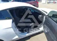 2016 Ford MUSTANG фото