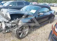 2016 Ford MUSTANG photo