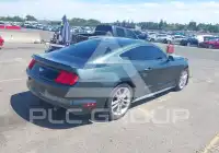 2016 Ford MUSTANG фото