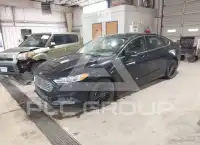 2016 Ford FUSION photo