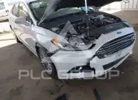 2016 Ford FUSION photo