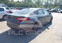 2016 Ford FUSION фото