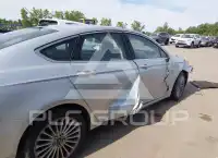 2016 Ford FUSION photo