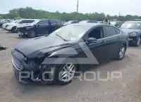 2016 Ford FUSION photo
