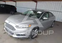 2016 Ford FUSION фото