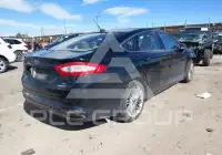 2016 Ford FUSION фото