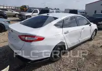 2016 Ford FUSION фото