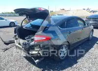 2016 Ford FUSION photo