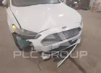 2016 Ford FUSION фото