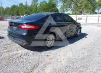 2016 Ford FUSION фото