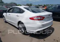 2016 Ford FUSION photo