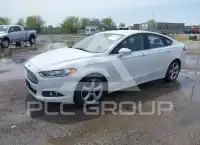 2016 Ford FUSION photo