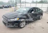 2016 Ford FUSION photo