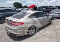 2016 Ford FUSION фото