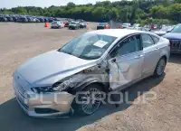 2016 Ford FUSION photo