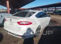 2016 Ford FUSION фото