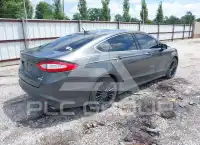 2016 Ford FUSION photo