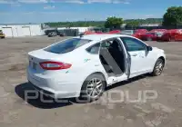 2016 Ford FUSION фото