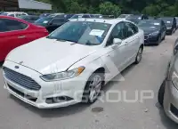 2016 Ford FUSION фото