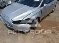 2016 Ford FUSION фото