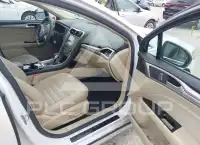 2016 Ford FUSION фото