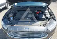 2016 Ford FUSION photo