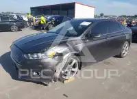 2016 Ford FUSION photo