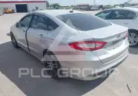 2016 Ford FUSION photo