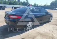 2016 Ford FUSION фото