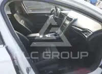 2016 Ford FUSION photo