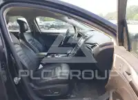 2016 Ford FUSION фото