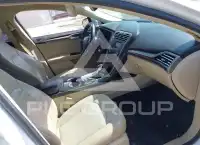 2016 Ford FUSION photo
