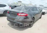 2016 Ford FUSION photo
