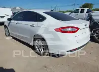 2016 Ford FUSION photo