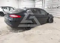 2016 Ford FUSION photo