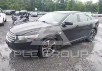 2016 Ford TAURUS фото