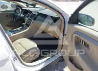 2016 Ford TAURUS фото