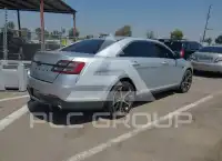 2016 Ford TAURUS фото