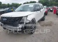 2016 Ford EXPLORER photo