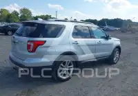 2016 Ford EXPLORER photo